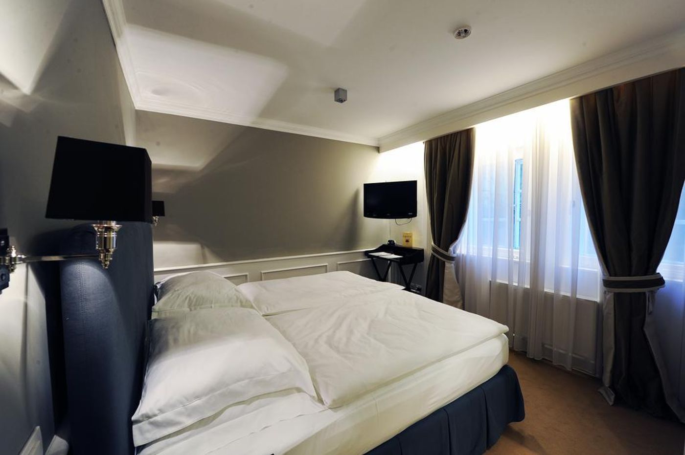 Lesar Angel-Slovenia-LJUBLJANA -General view-10