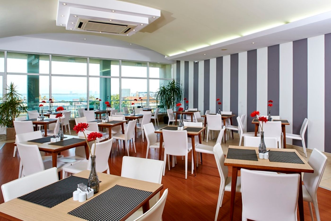 Luna-Esperanca-Centro-Hotel-Restaurant-28