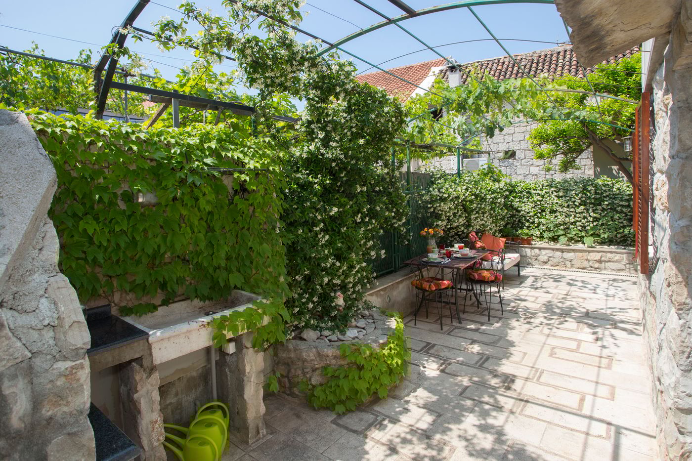 Apartment-Alma-General-view-2