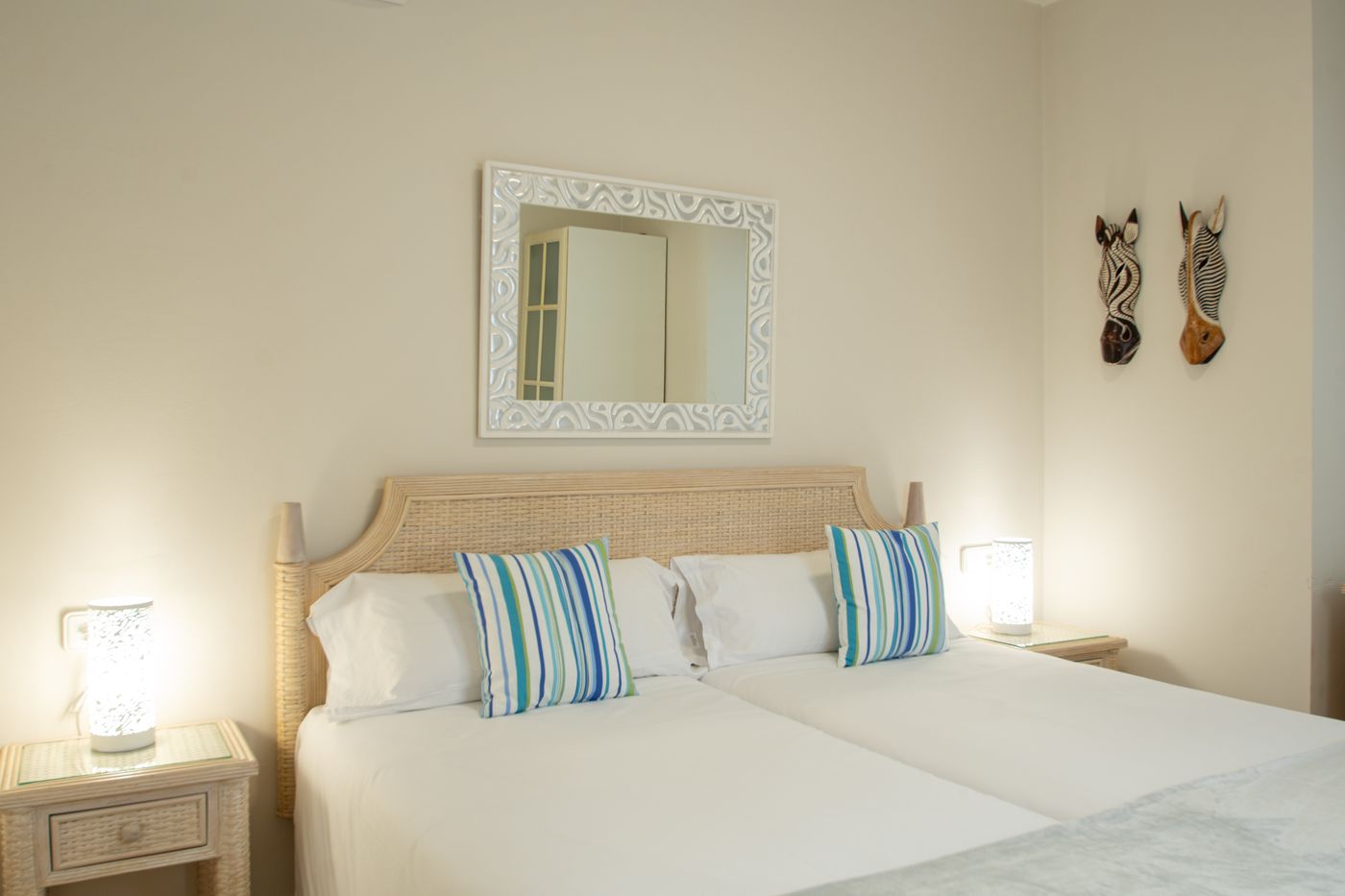 Apartamentos-LIVVO-Coloradamar-Room-53