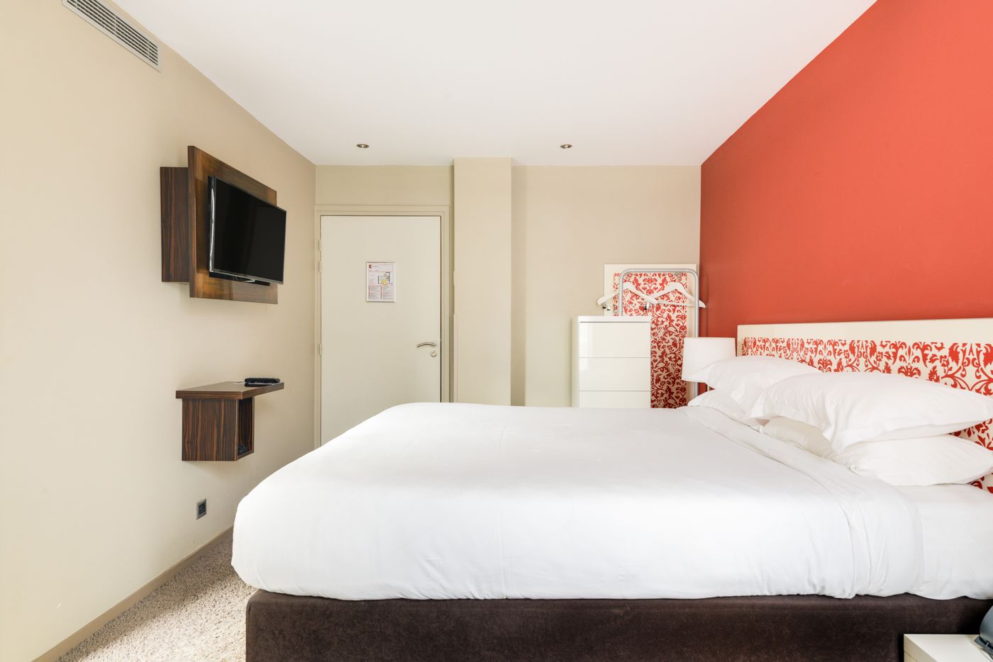 Pavillon-Nation-Room-12