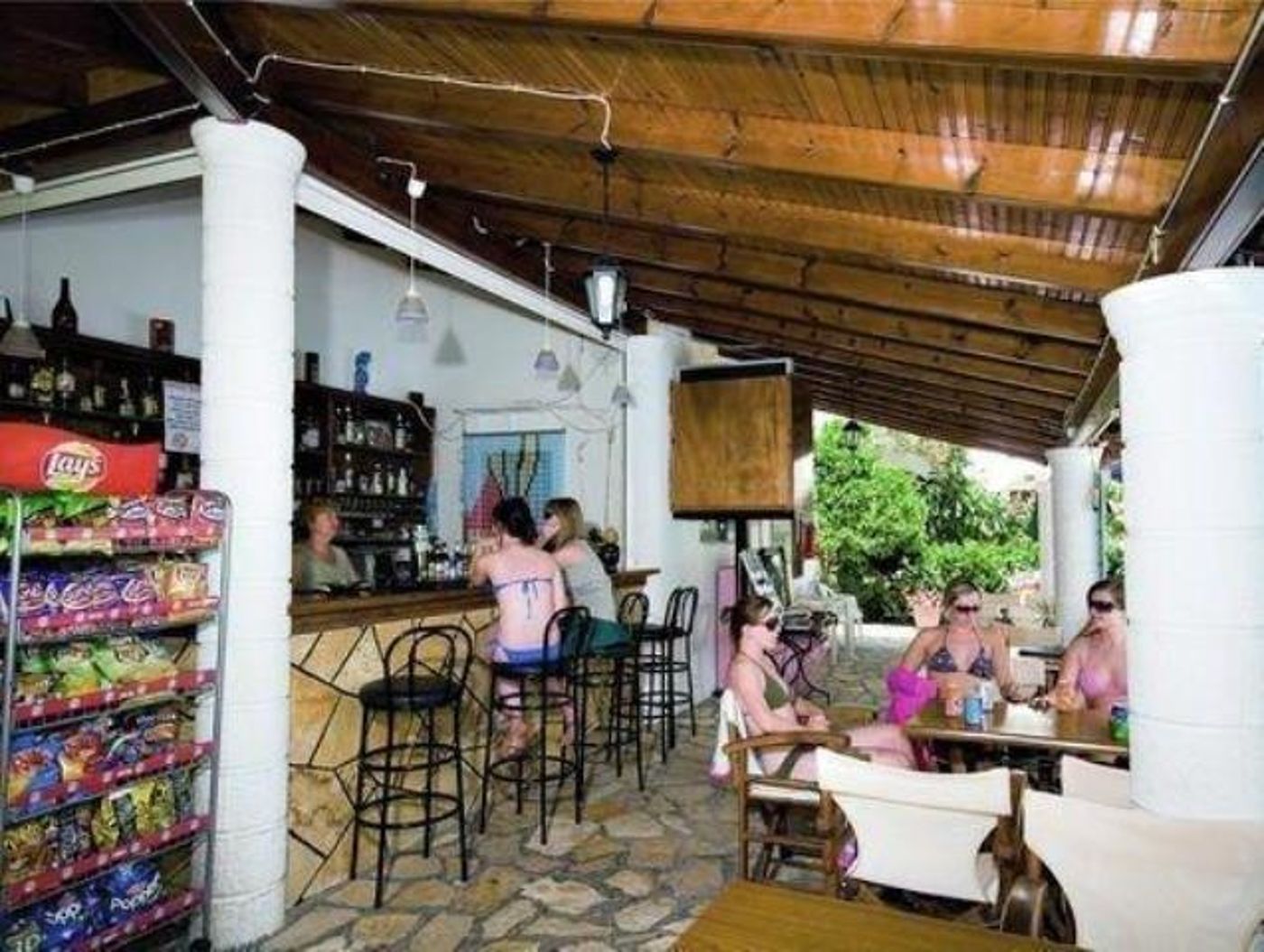 Takis and Effi Hotel Apartments