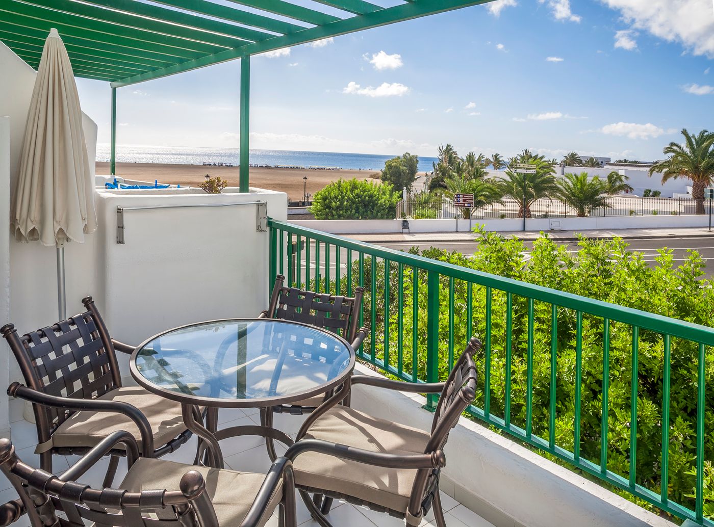 New - Club del Carmen