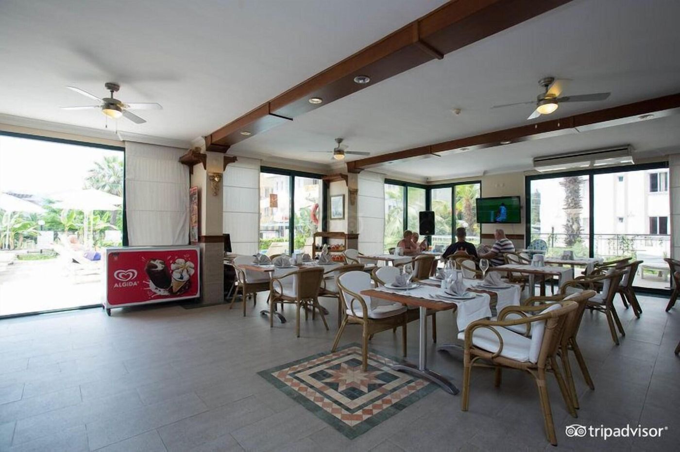 Aegean-Princess-Lobby-52