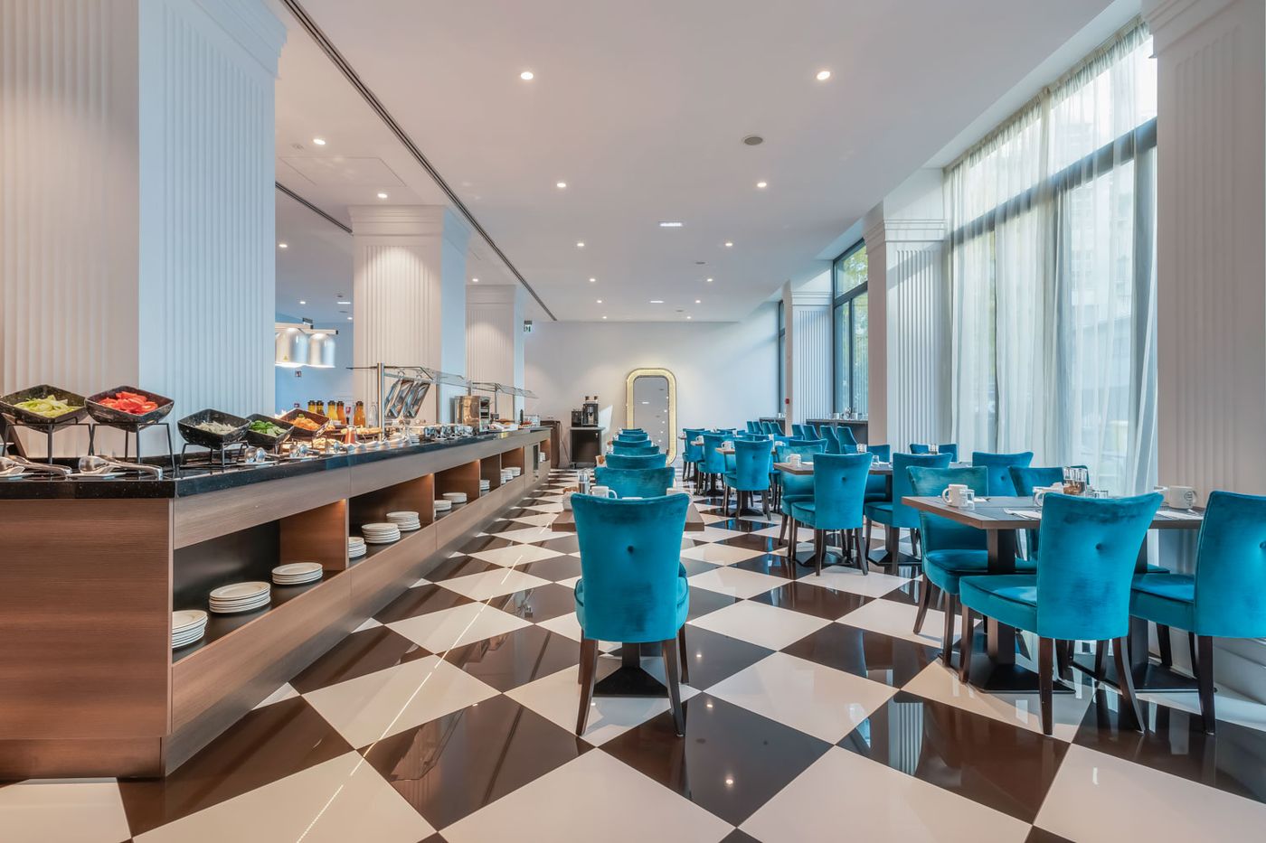 Eurostars-Danube-Budapest-Restaurant-40