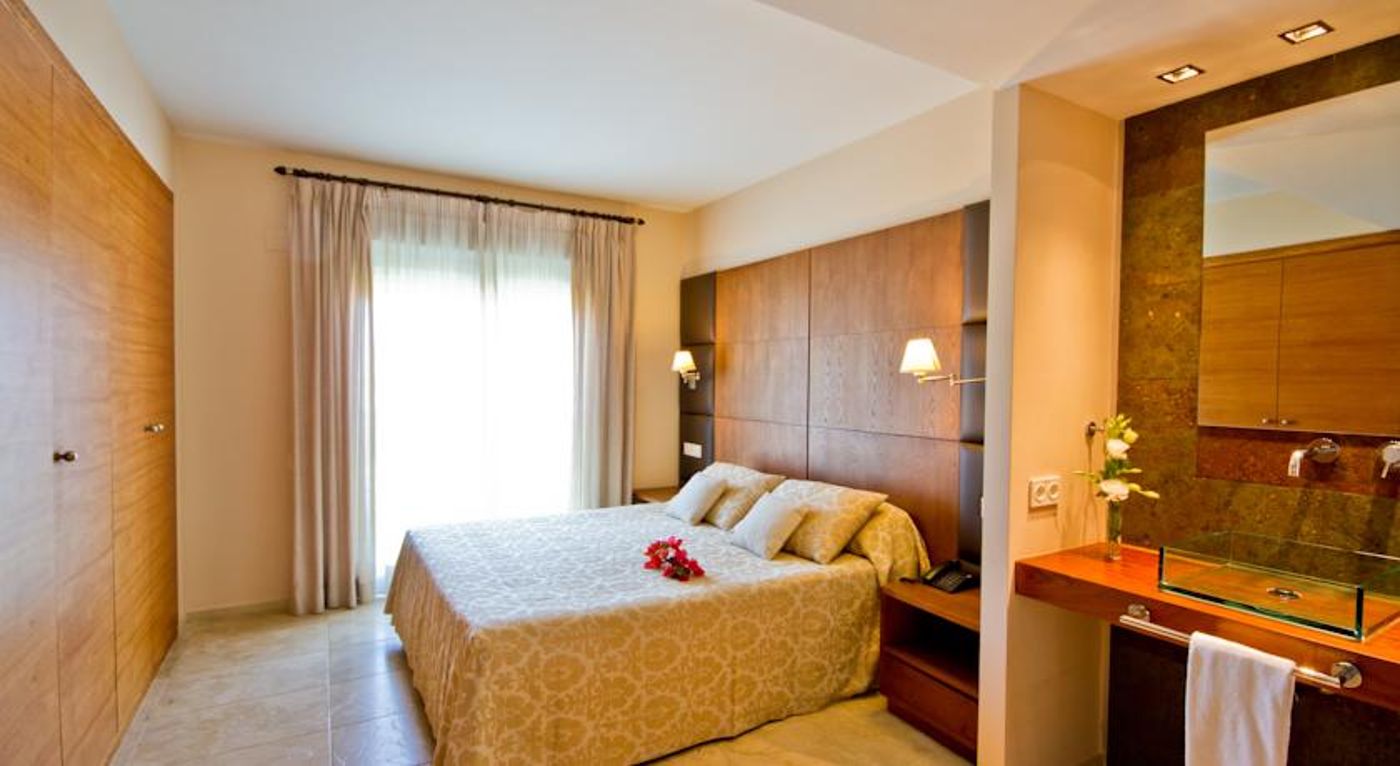 El Plantio Golf Resort