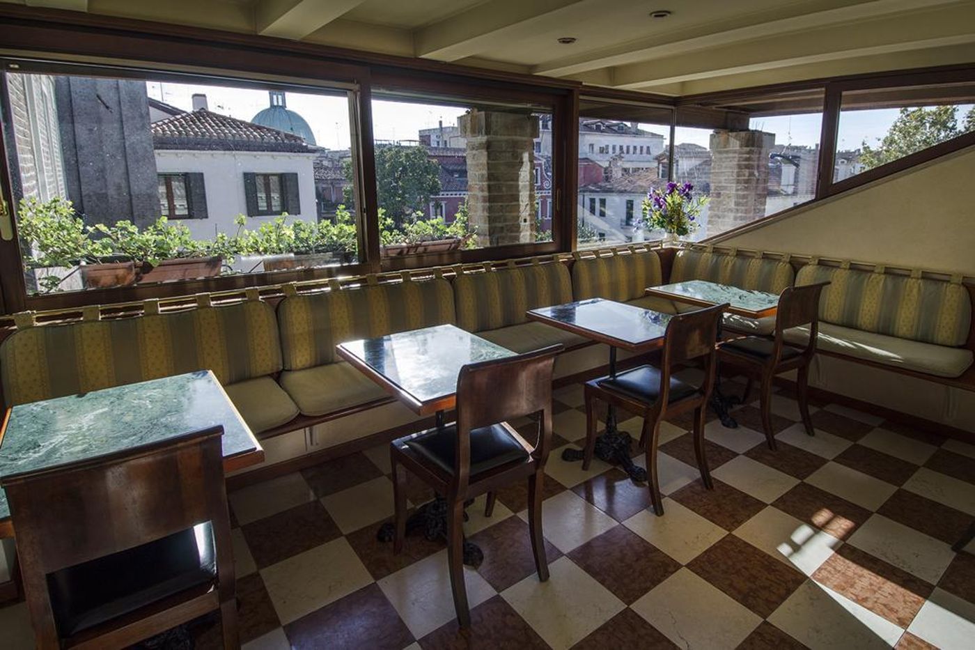 Ai-Due-Fanali-General-view-13