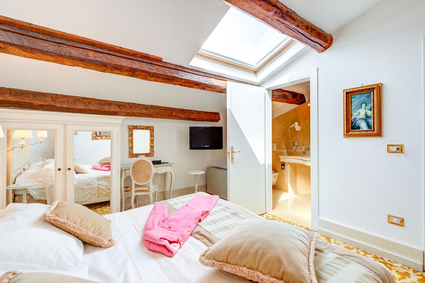 Al-Duca-Venezia-Room-5