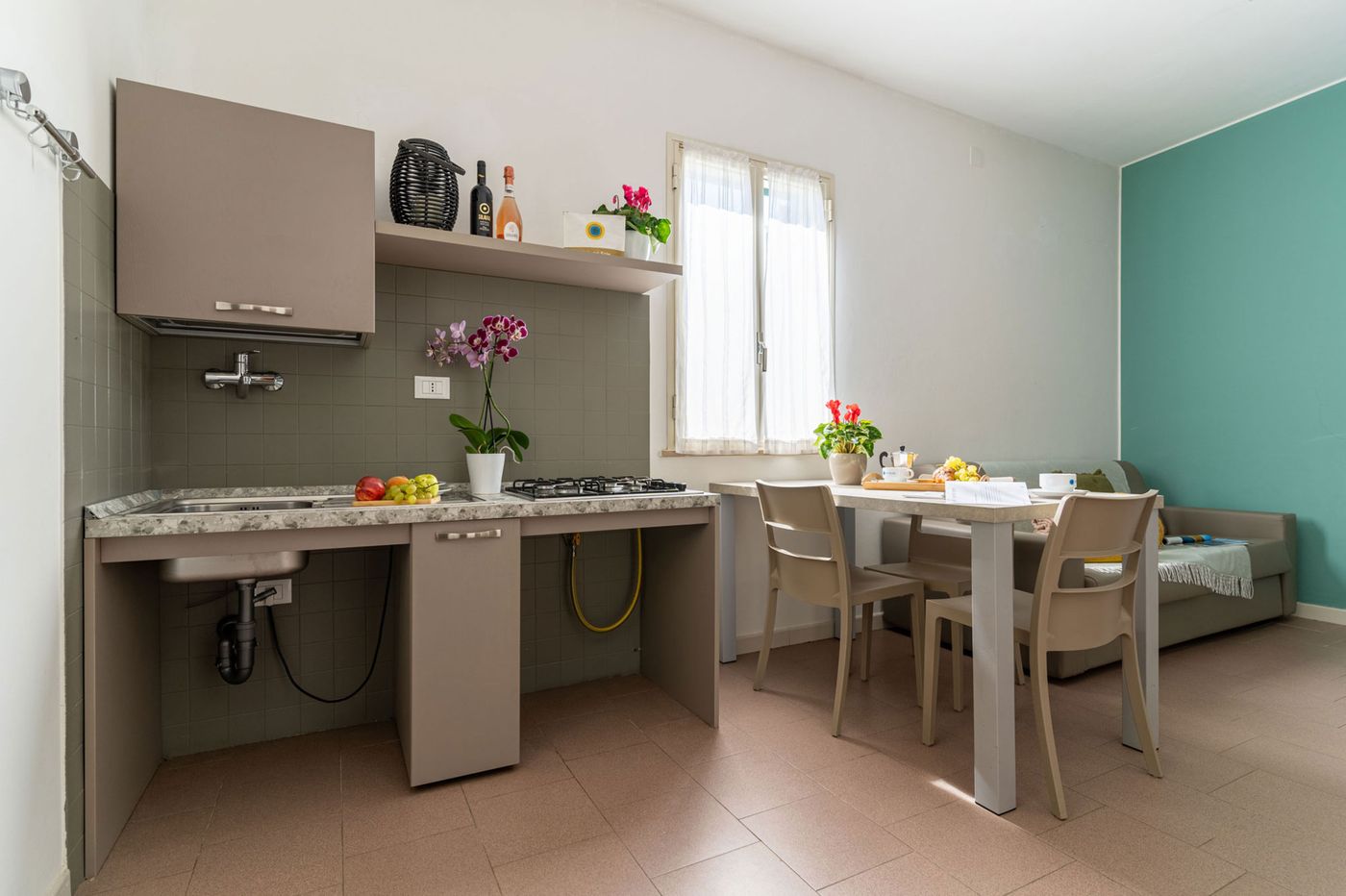 Club-del-Sole-Stork-Family-Collection-Room-34