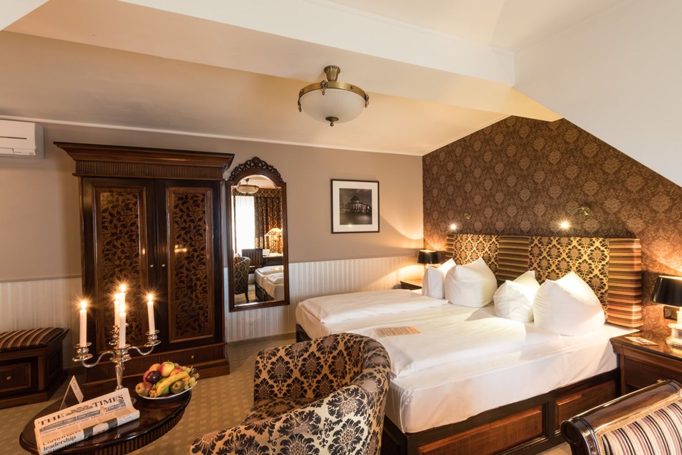 Myer-s-Berlin-Room-9