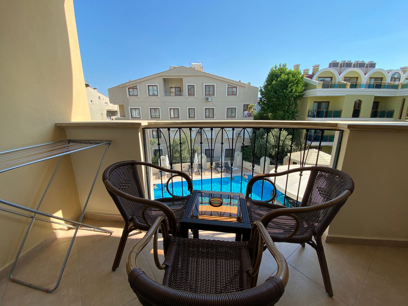 Club-Karakas-Room-21