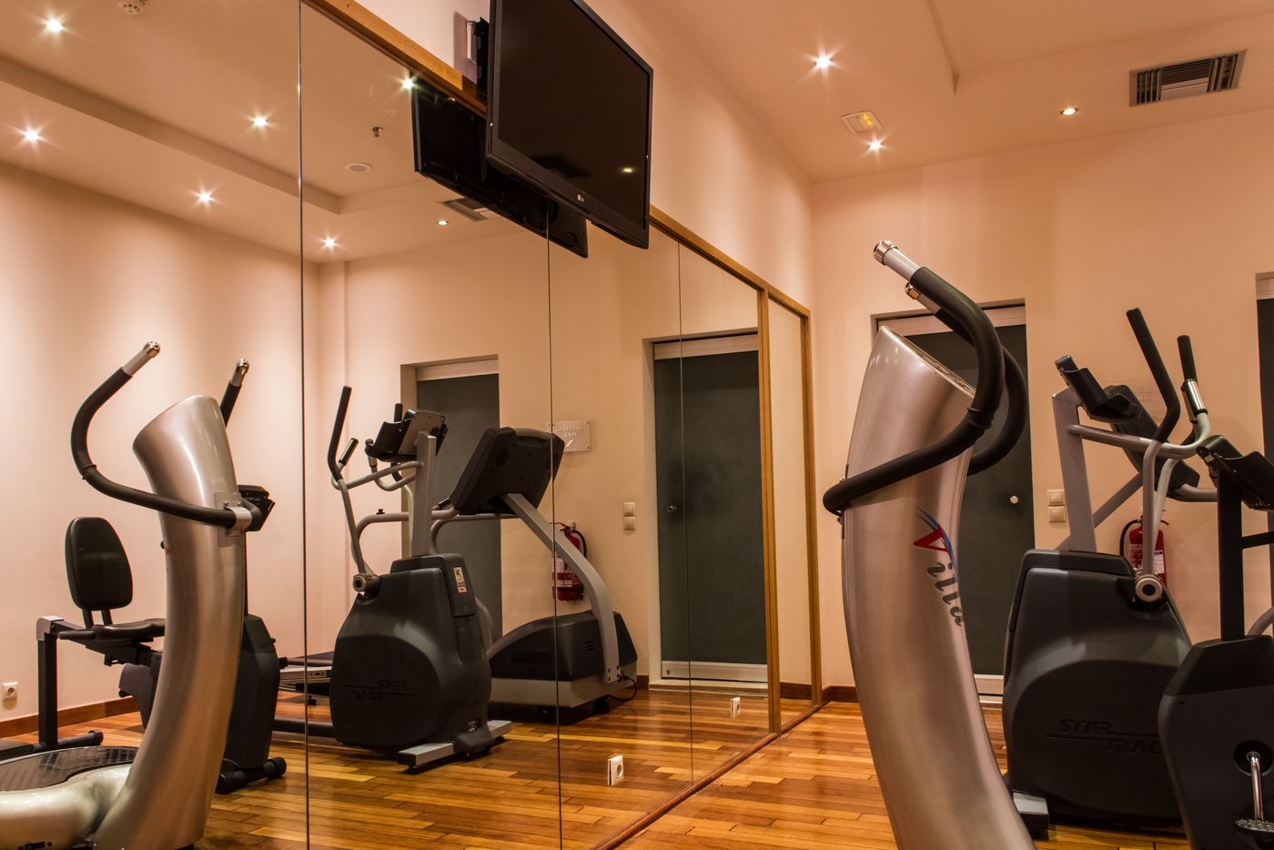 GDM-Megaron-Luxury-Hotel-Sports-and-Entertainment-59