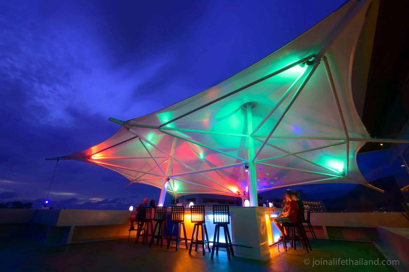 Patong-Resort--SHA-Extra-Plus--Bar-16