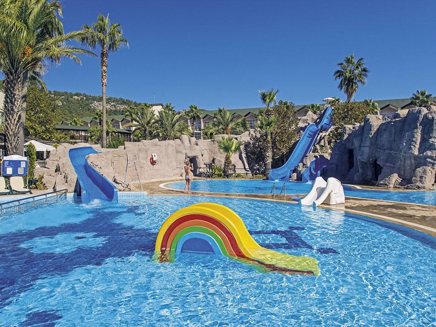 Alva-Donna-World-Palace-Hotel-Sports-and-Entertainment-7