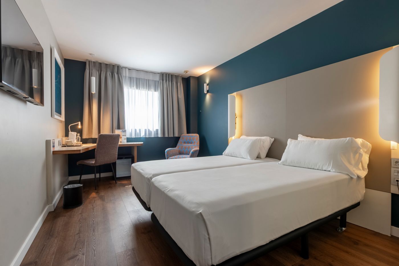 Travelodge-Malaga-Aeropuerto-Room-17