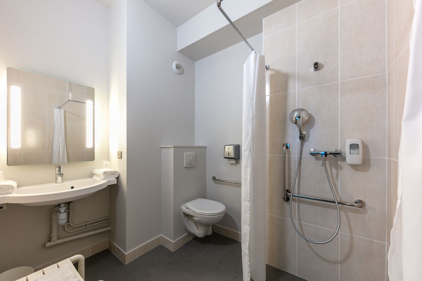 B&B HOTEL Toulouse Basso Cambo - France - TOULOUSE - Room - 1