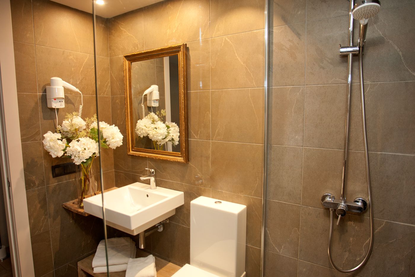 Arrels-d--Emporda-Aparthotel-Room-41