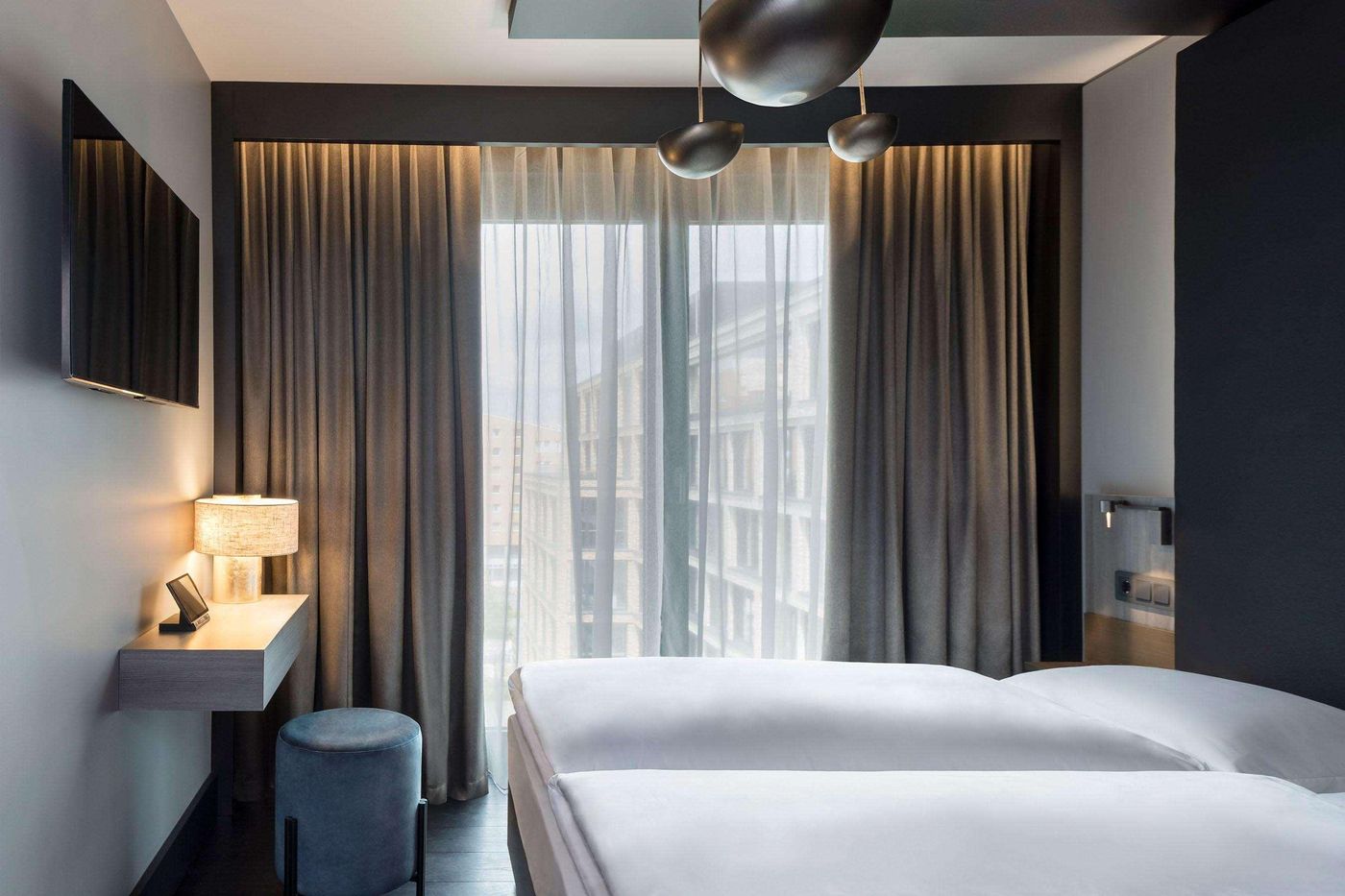 Hotel-Amano-East-Side-Room-16