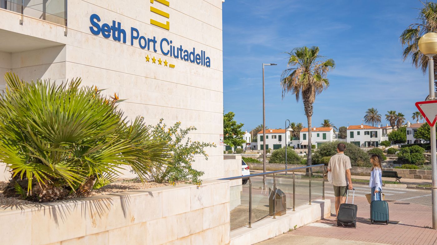 Port-Ciutadella-General-view-18