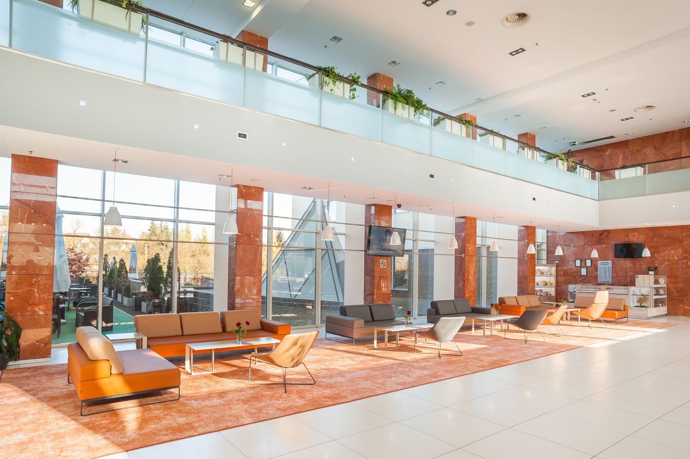 Premier-Krakow-Hotel-Lobby-10