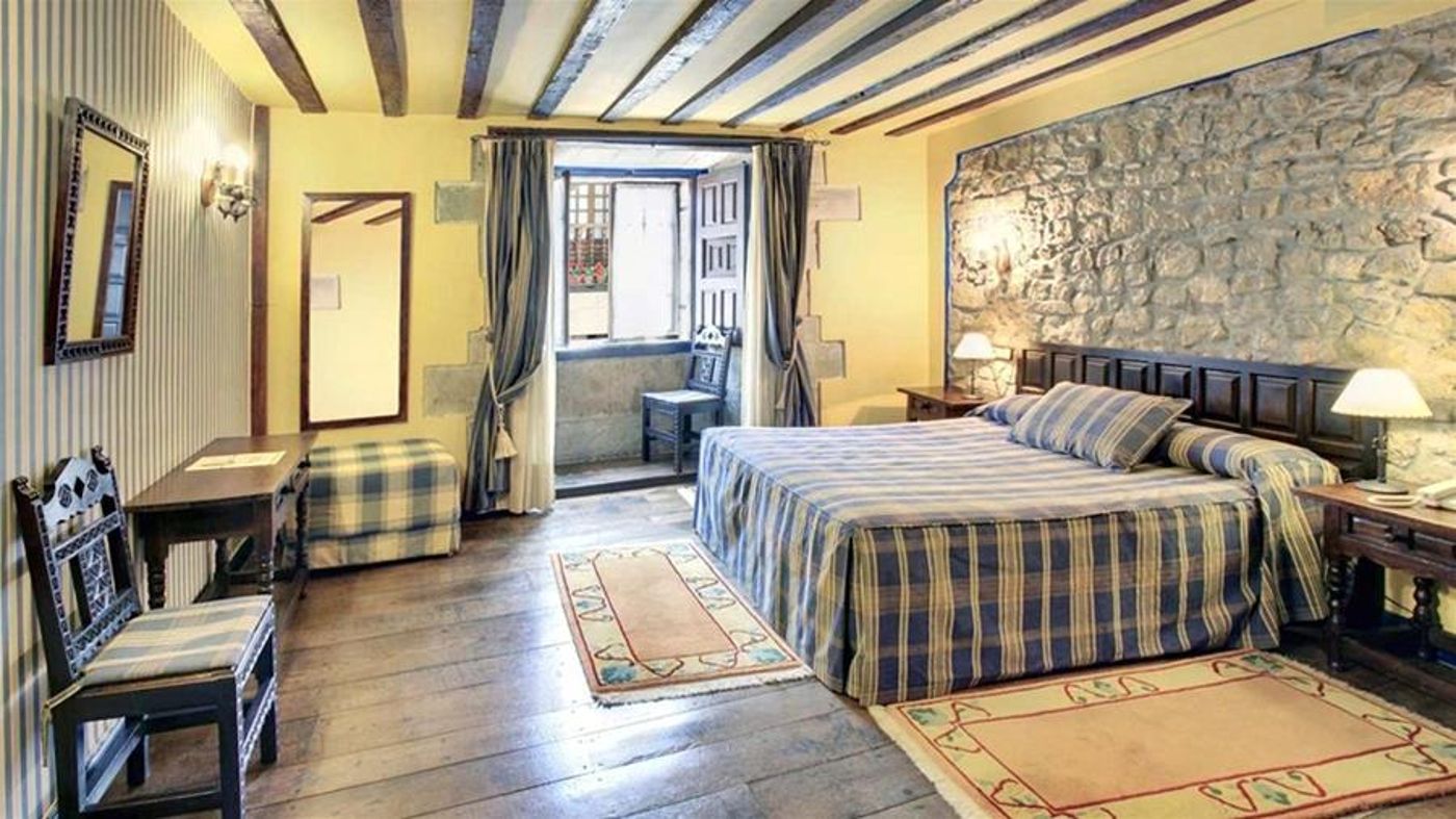 Altamira -Spain-SANTILLANA DEL MAR-General view-10