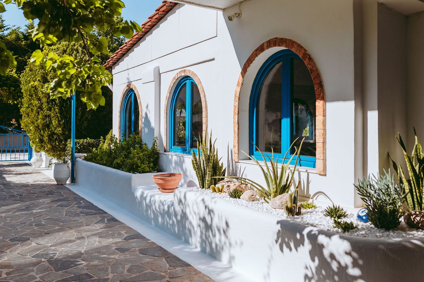 Nathalie-Hotel-Terrace-10