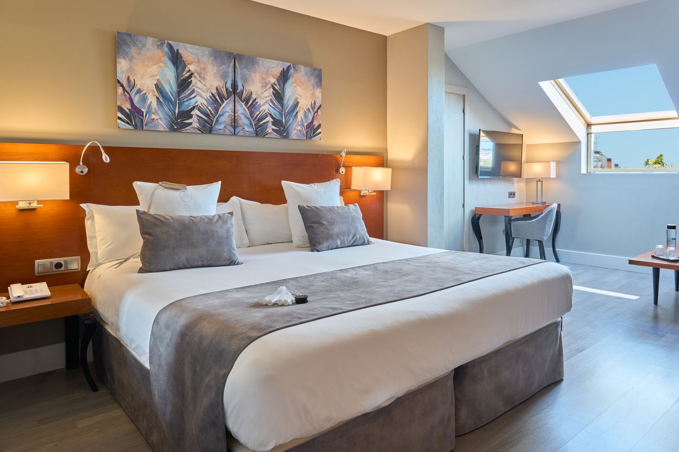 Puerta-de-Toledo-Room-6