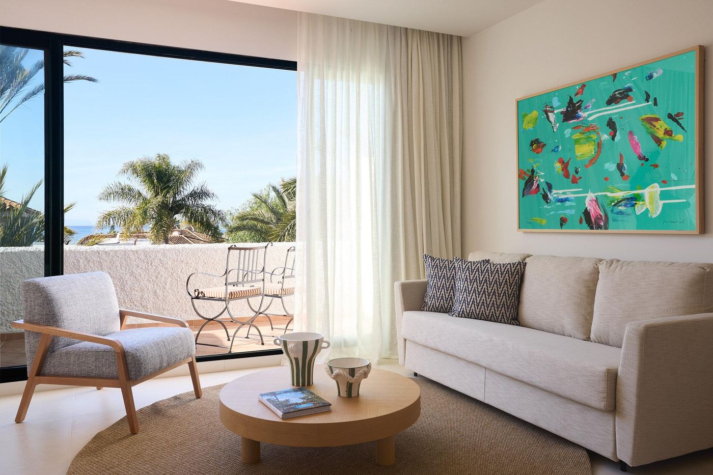 Los-Monteros-Room-70