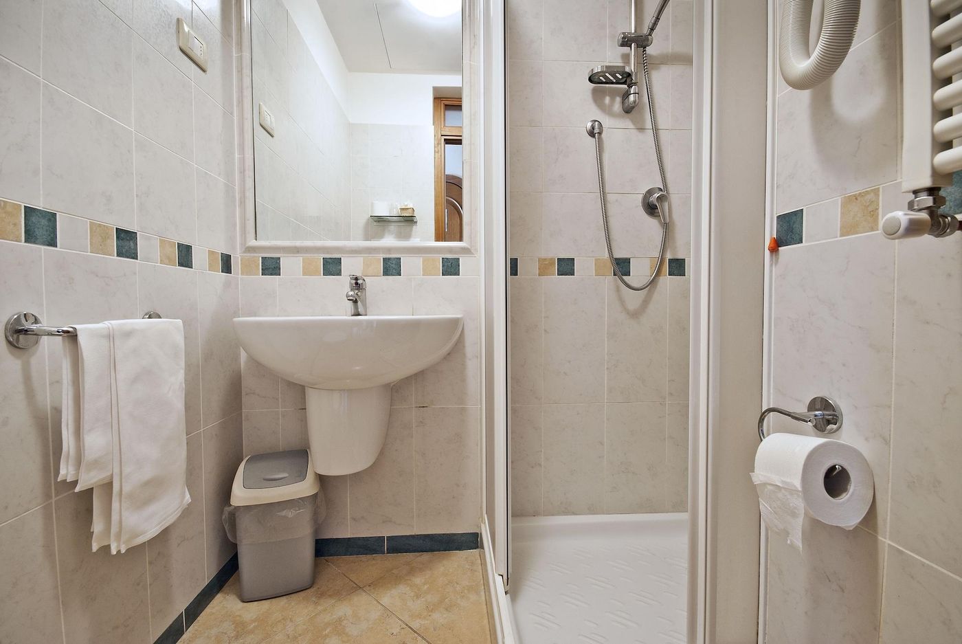 Al-Mercato-B-B-Room-21