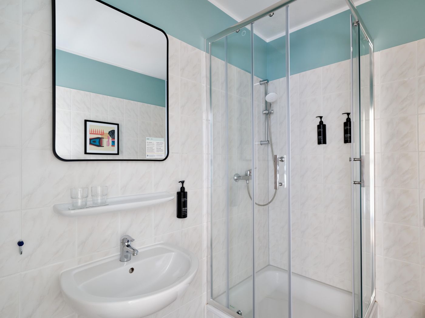 Hotel-City-B-Room-66