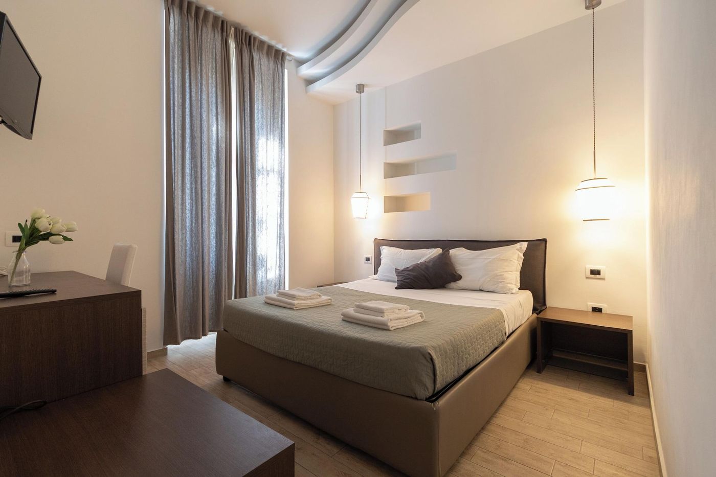 Maison-Maneli-Luxury-B-B-Room-3