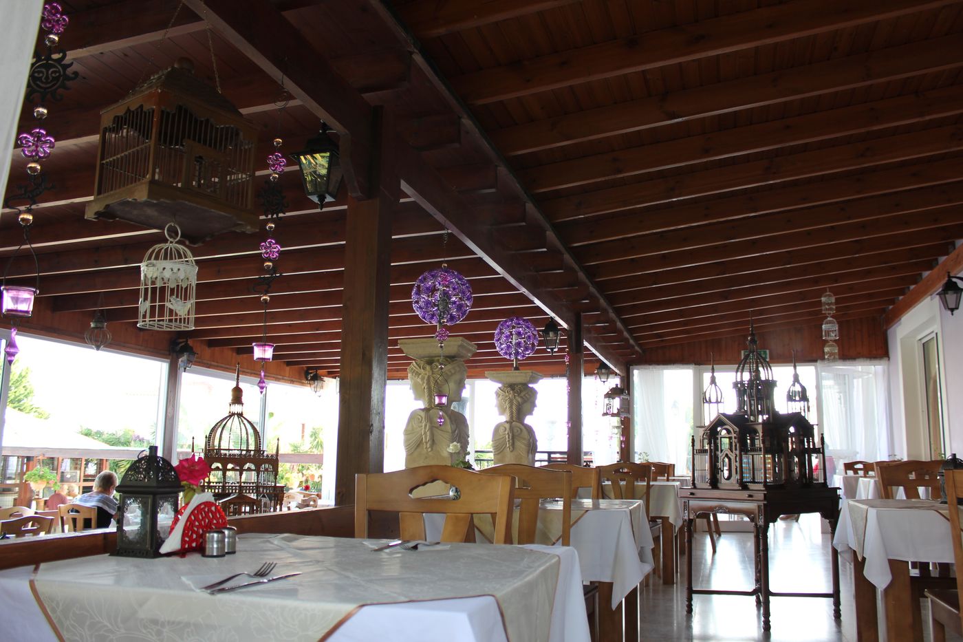 Akamanthea-Holiday-Village-Restaurant-56