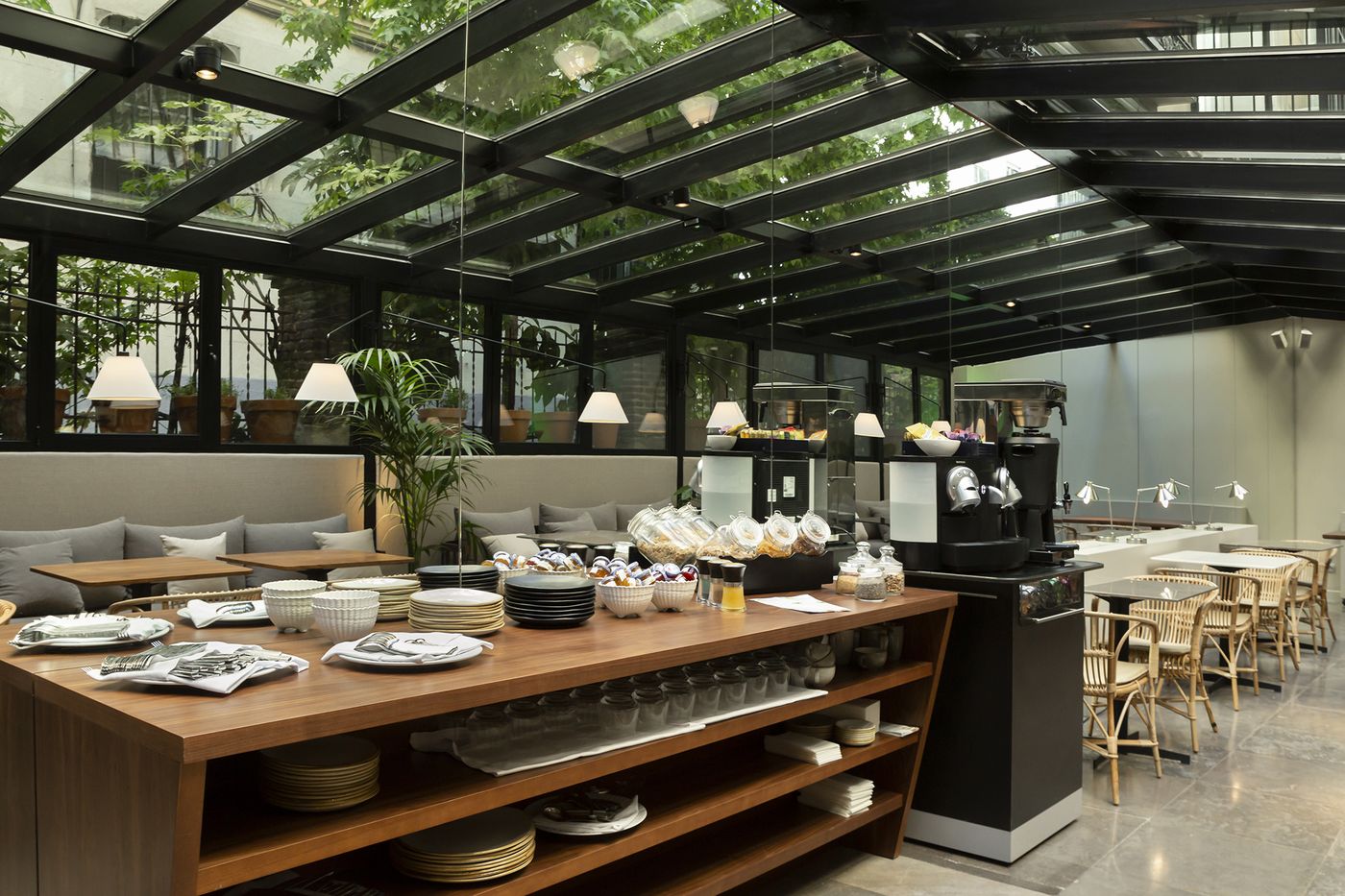 ICON-Embassy-Restaurant-34