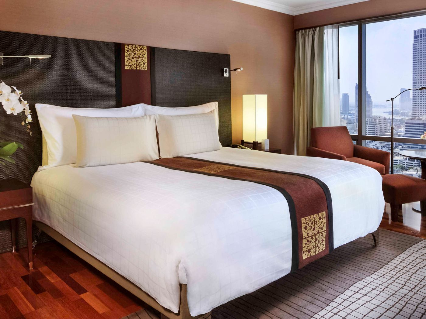 Pullman-Bangkok-Hotel-G-Room-33
