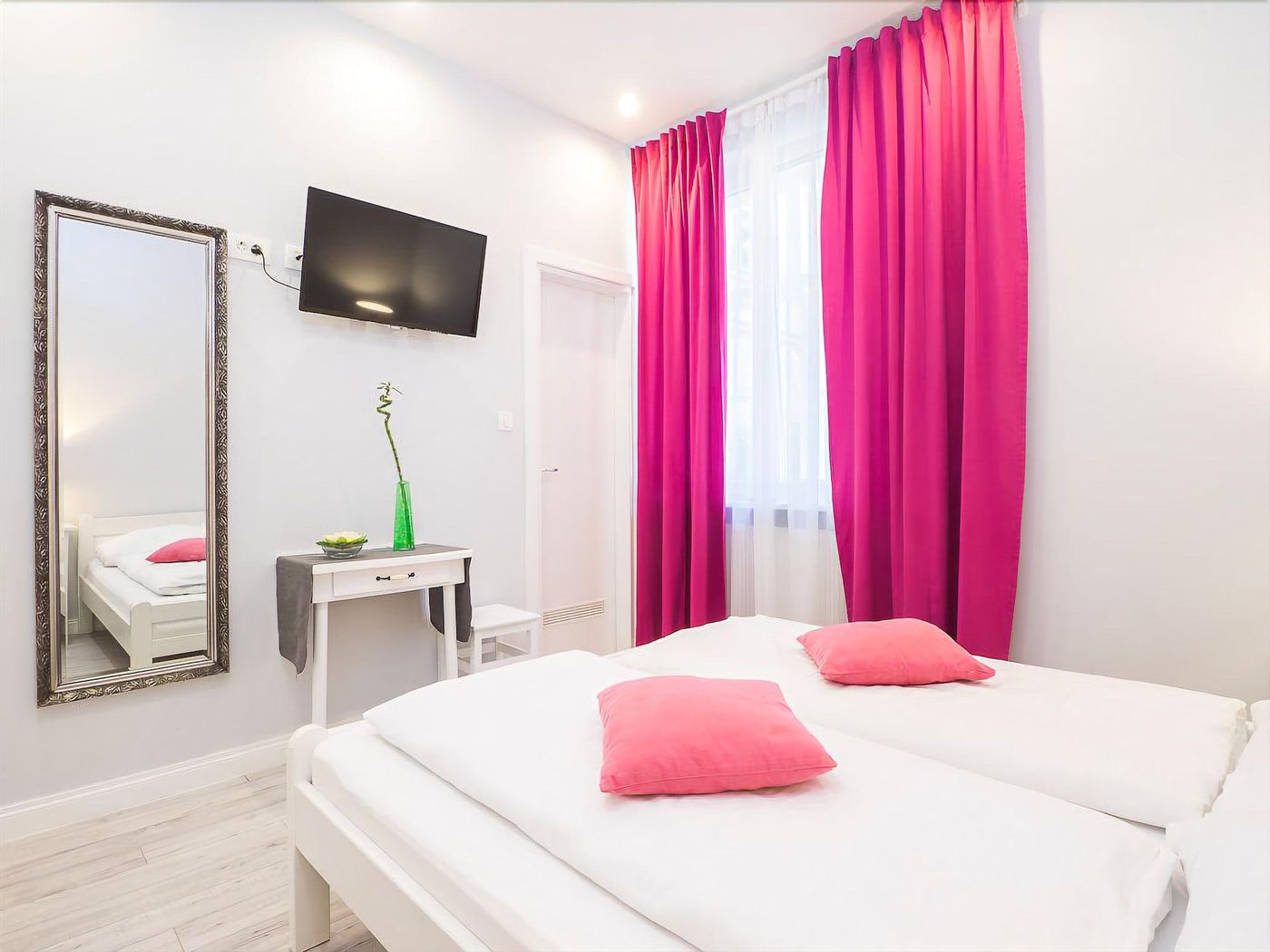 Casablanca Boutique Bed & Breakfast-Croatia-ZAGREB-Room-8