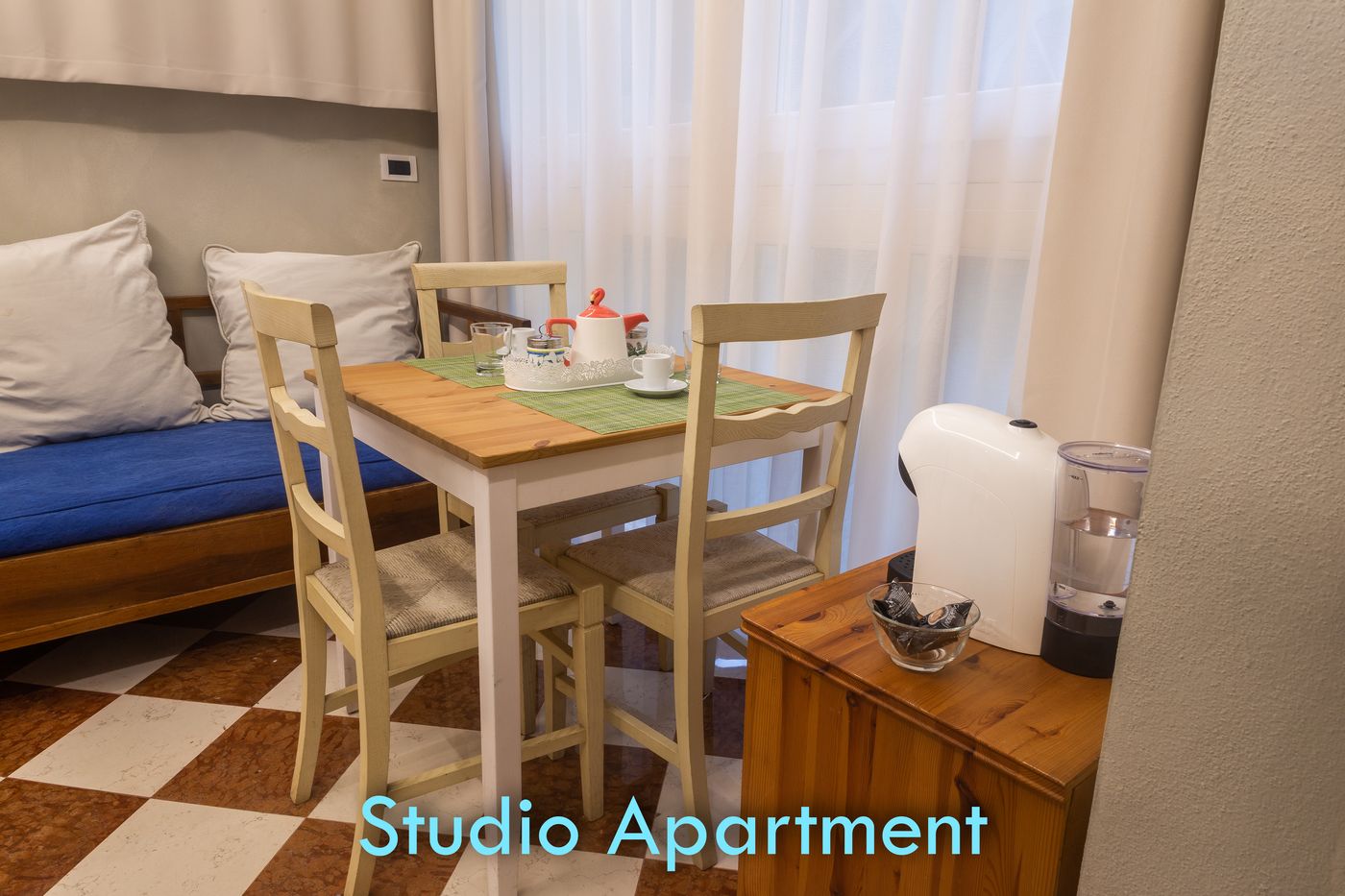 Santo Stefano Apartments- BolognaRooms - Italy - Bologna - Room - 9