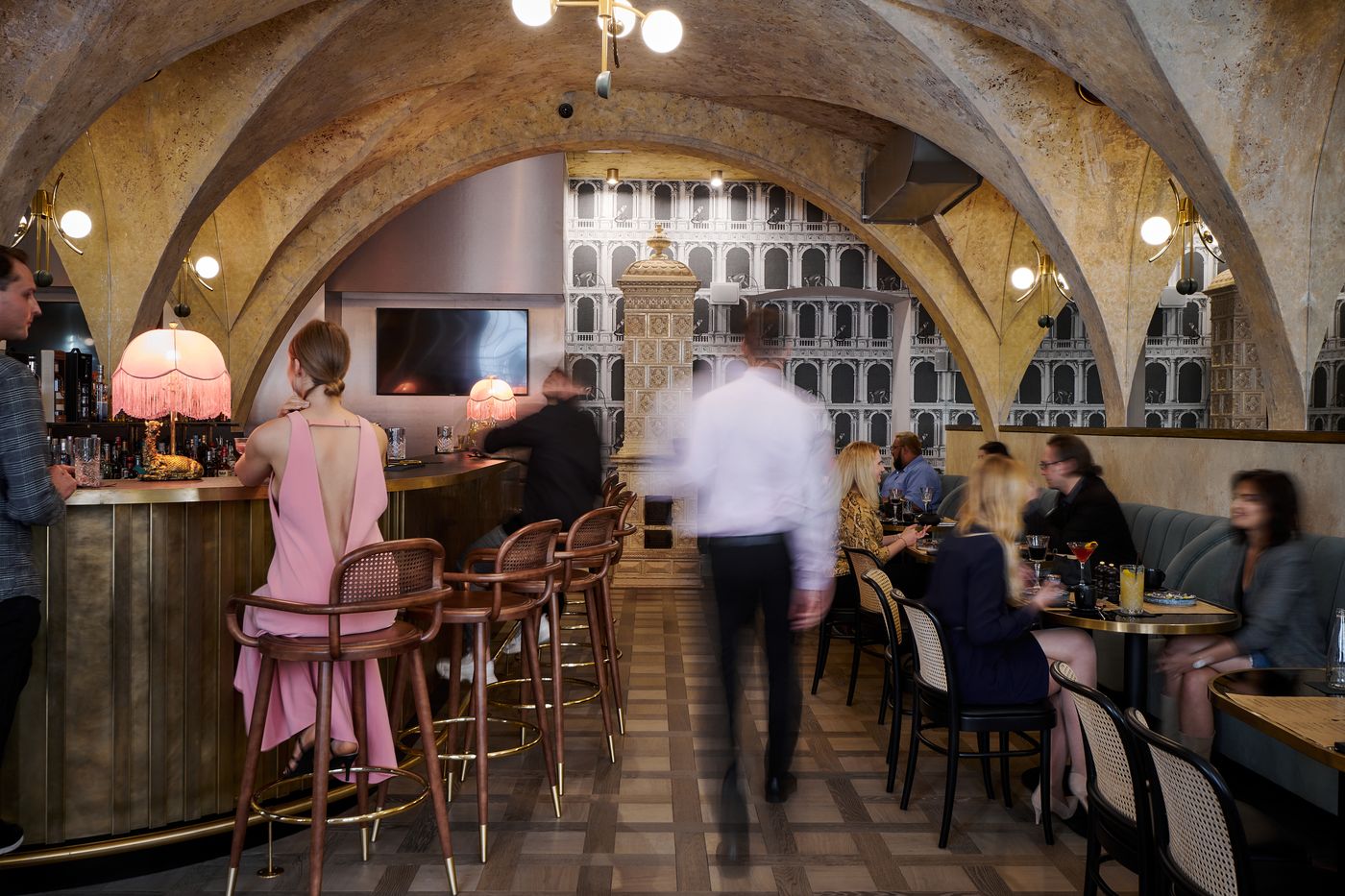 H15-Luxury-Palace-Bar-14