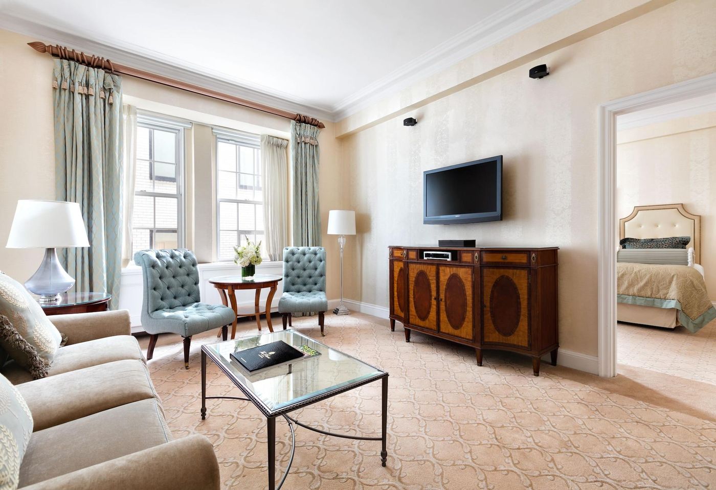 The-Pierre--A-Taj-Hotel-Room-30