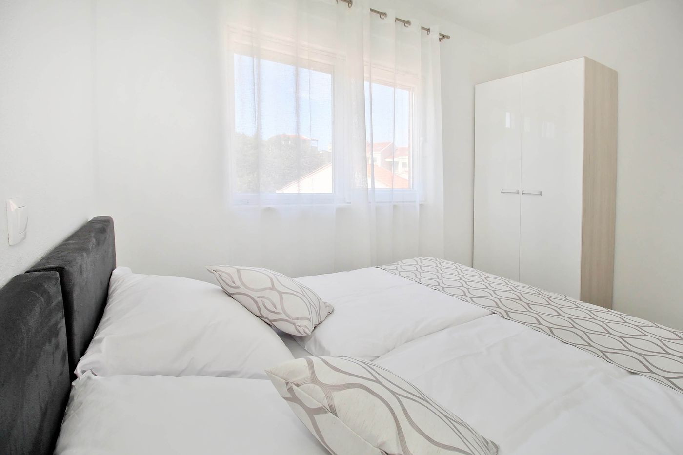 Bacan-Family-Apartments-Room-15