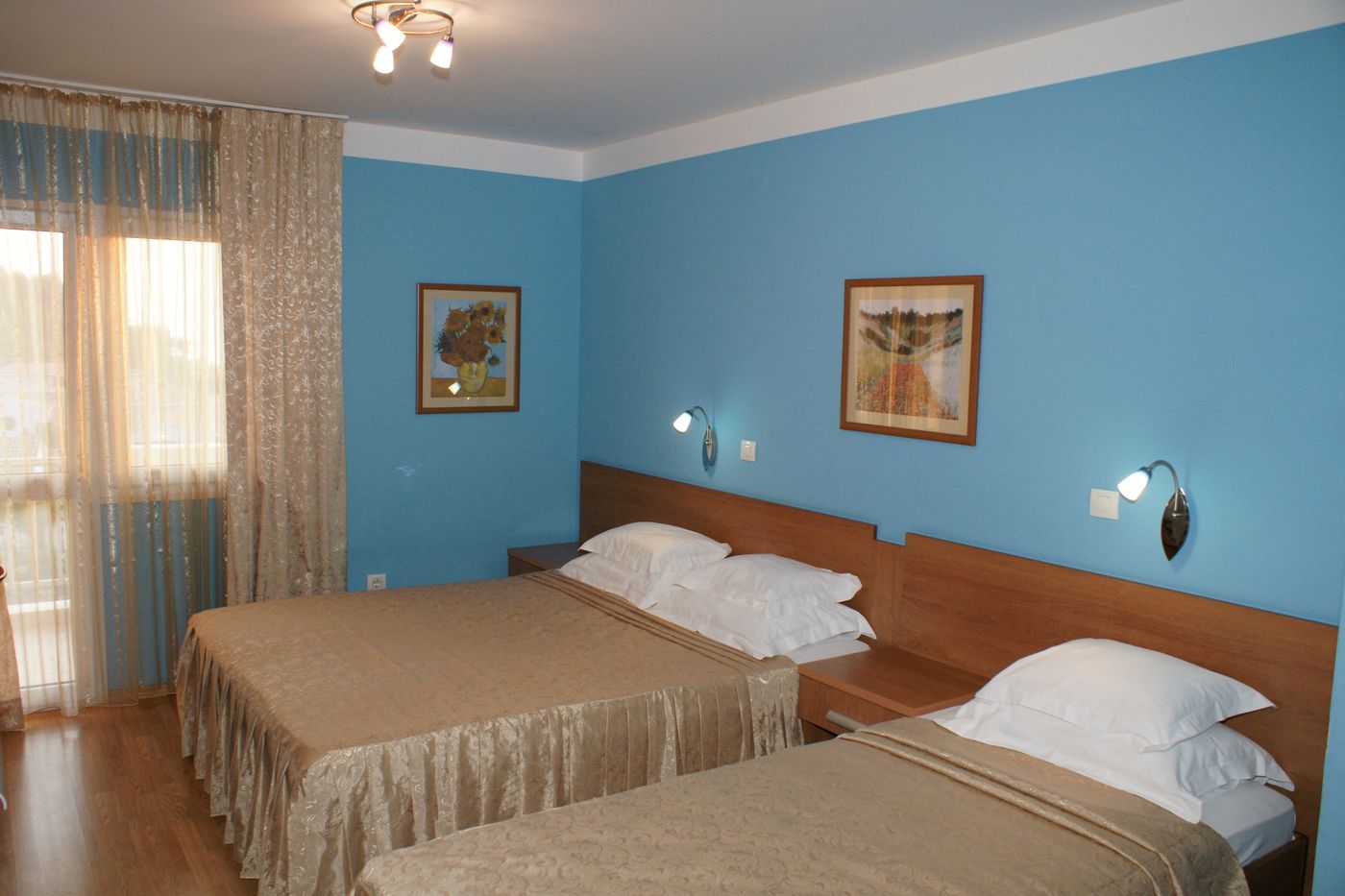 WGrand-Petrovac-Room-6