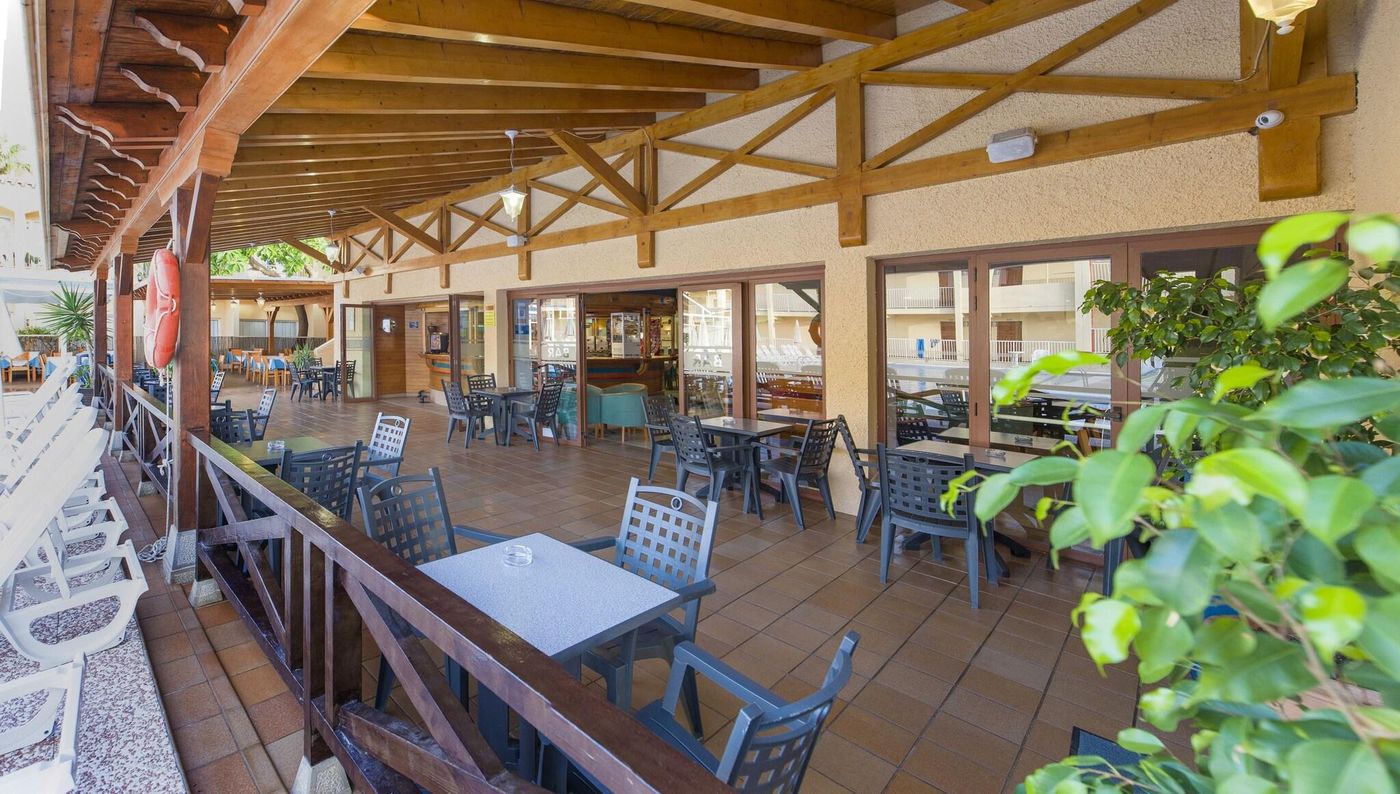 Playasol-Cala-Tarida-Terrace-42