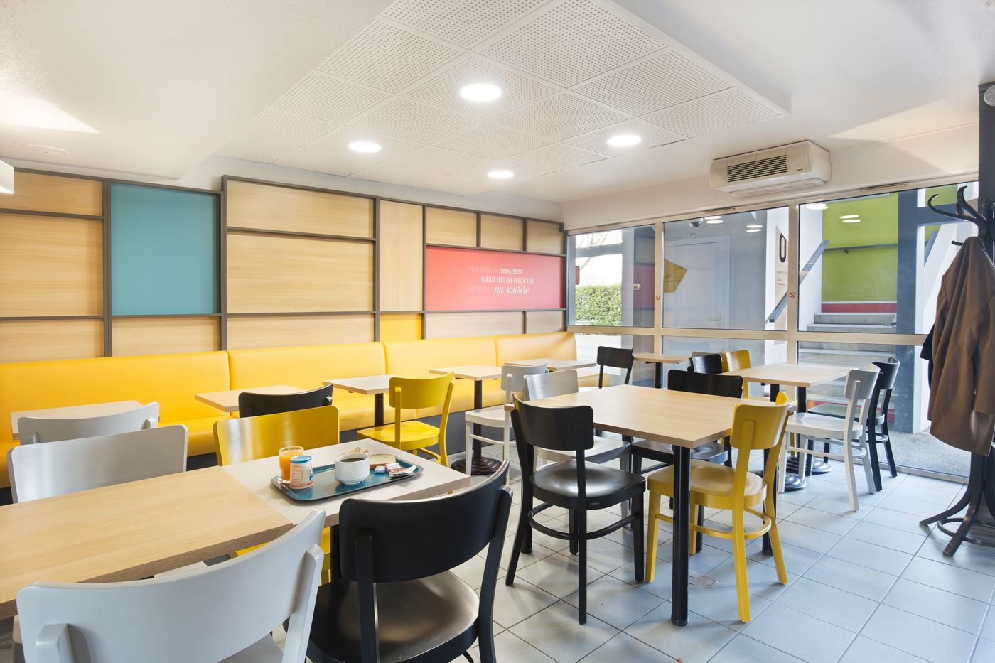 B&B HOTEL Lyon Saint Priest - France - SAINT PRIEST			 - Restaurant - 1