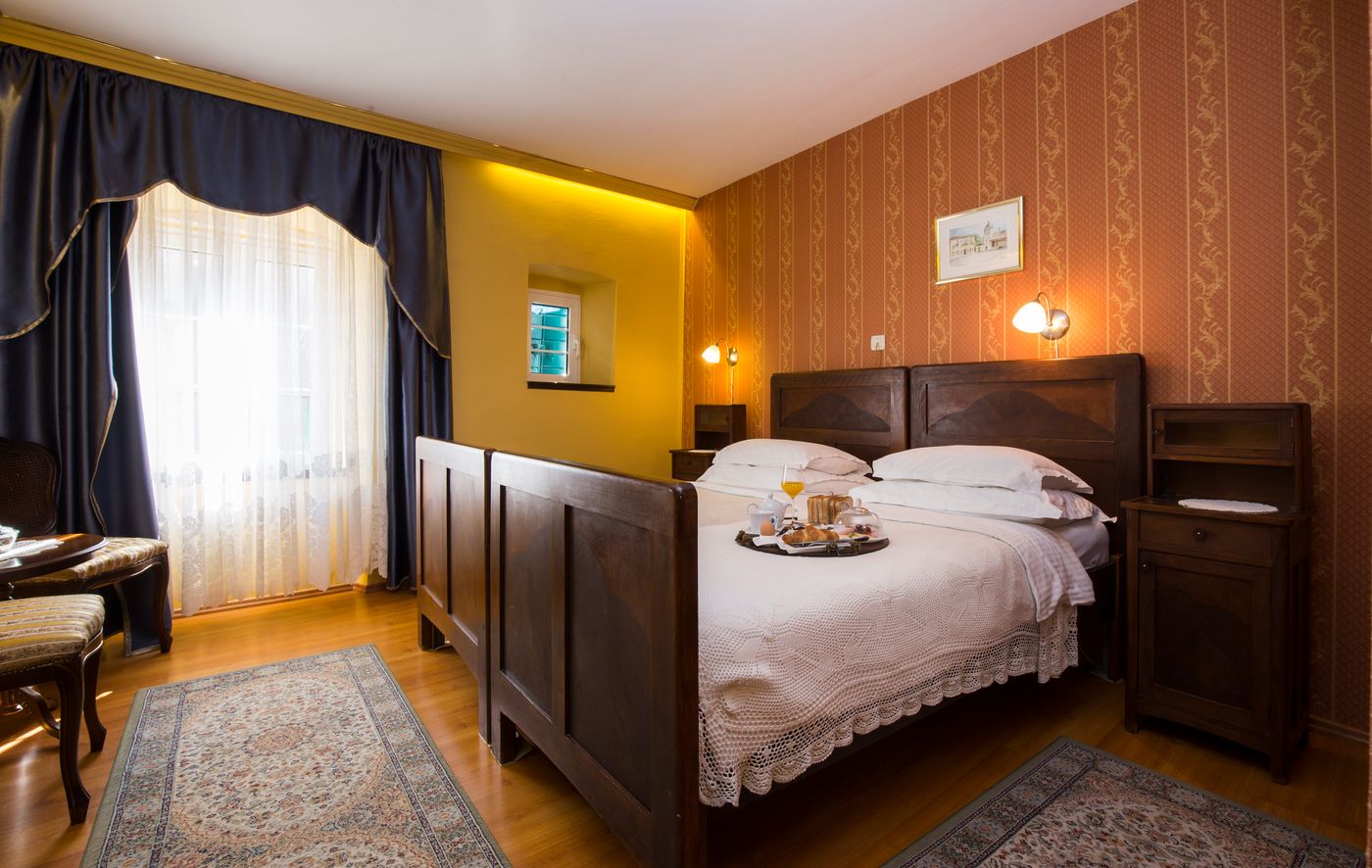 Pasike-Hotel-Room-16