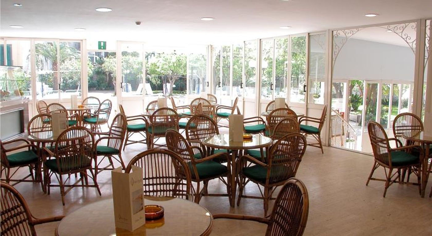 Carlton International