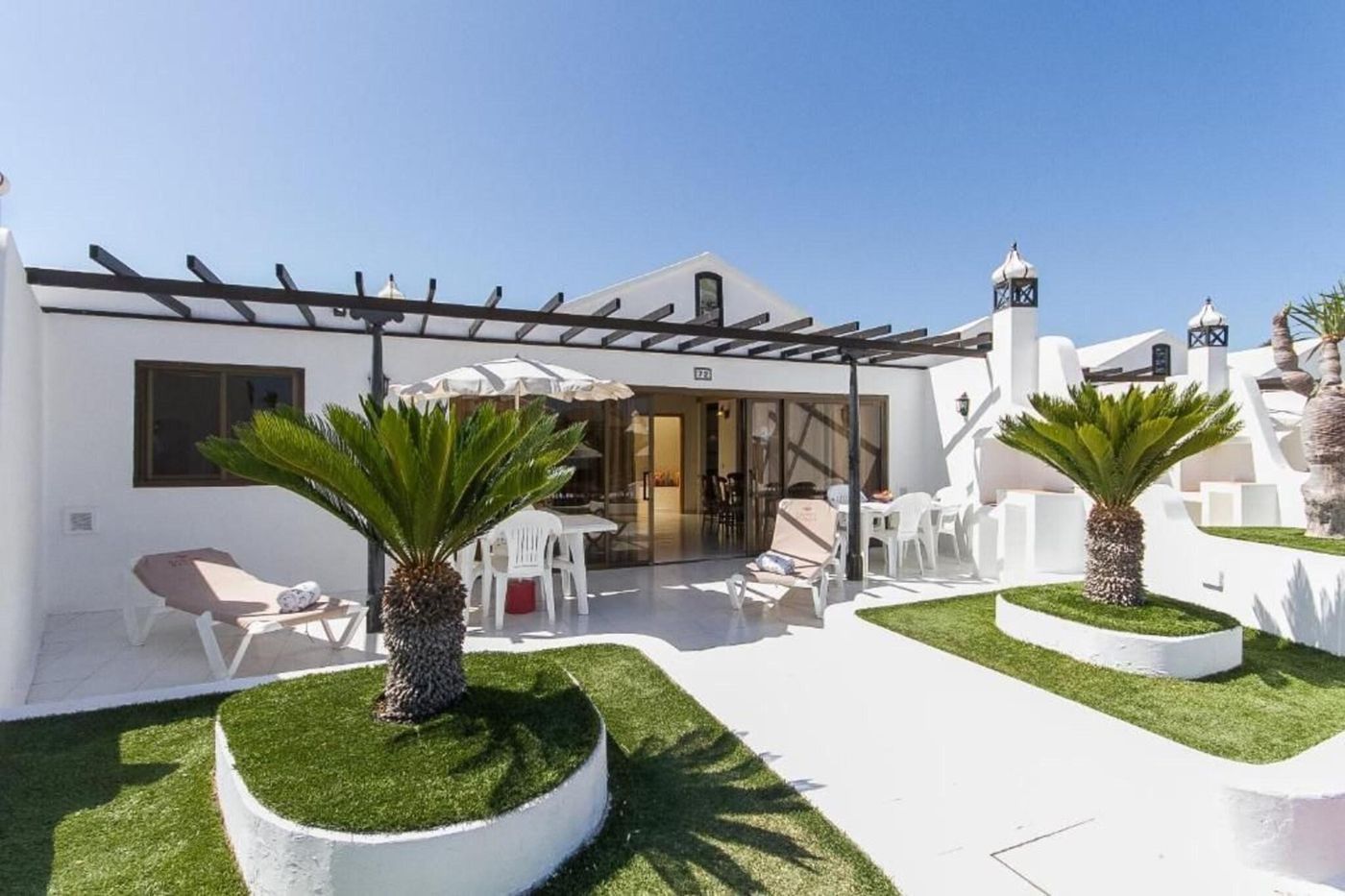 Sands-Beach-Resort-Terrace-18