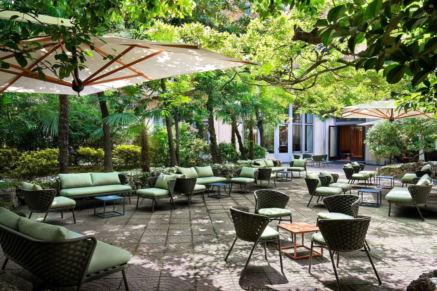 Sheraton-Diana-Majestic-Restaurant-52