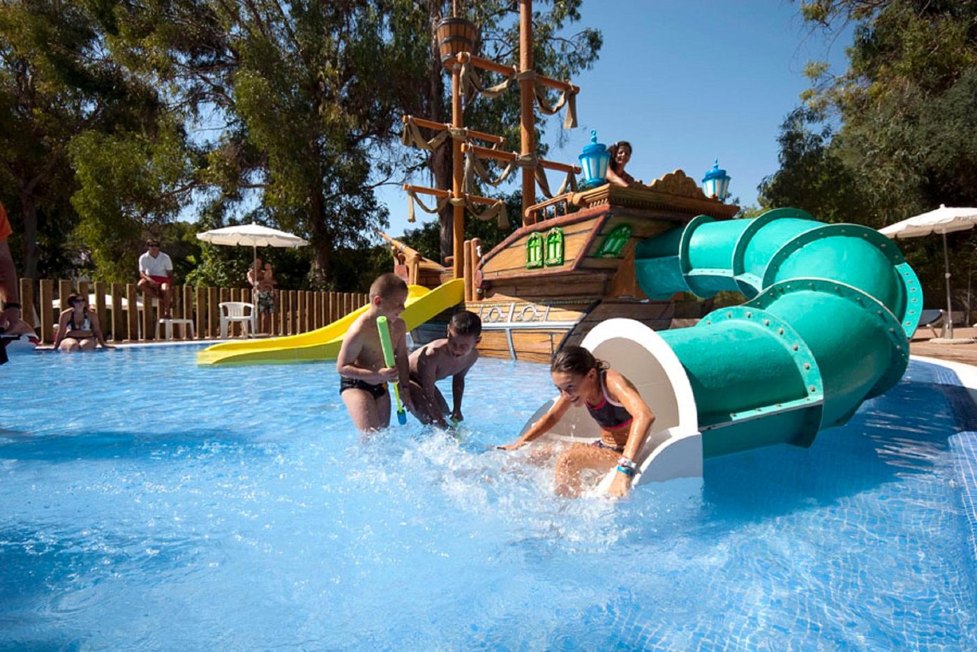 Golden-Bahia-de-Tossa-Pool-61