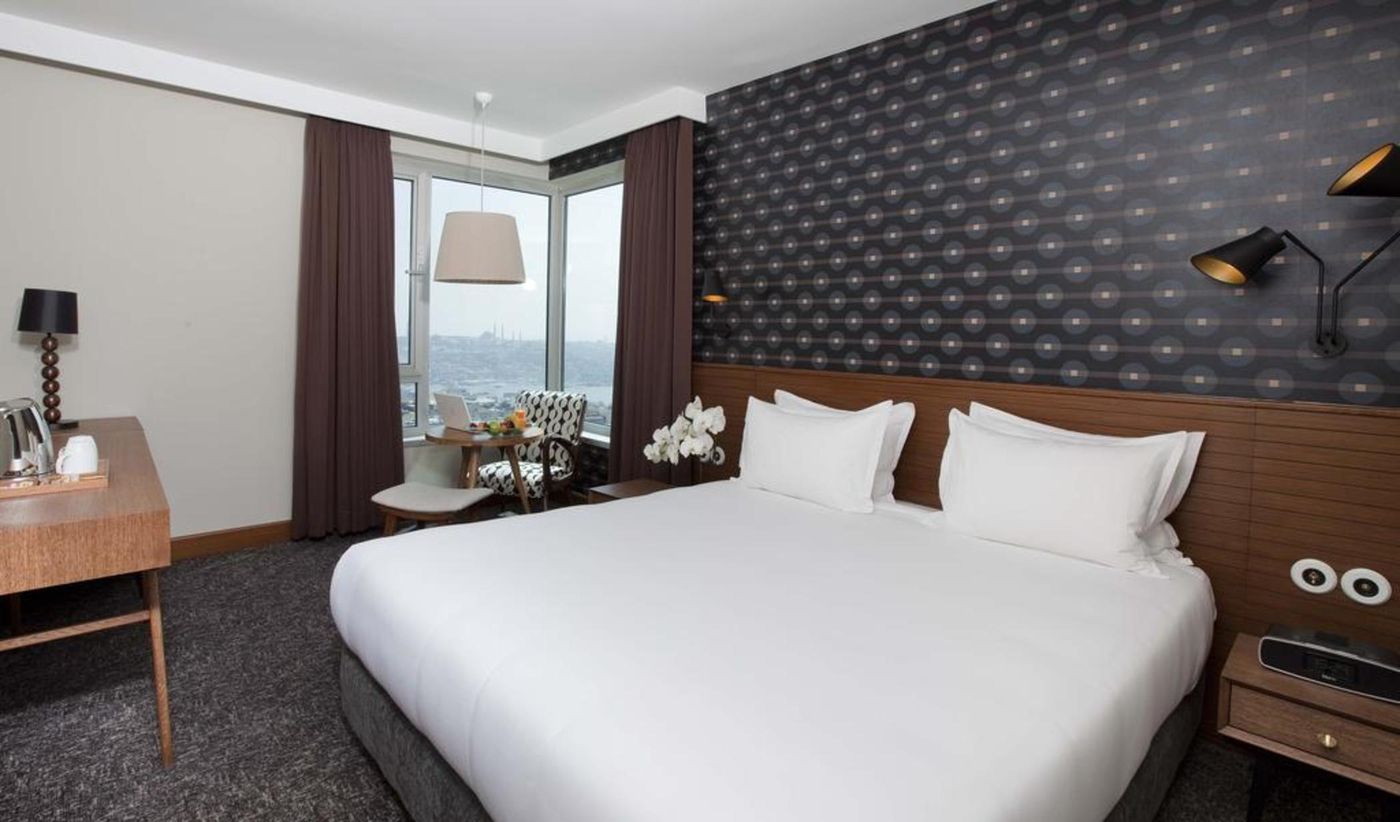 The-Marmara-Pera-Room-9