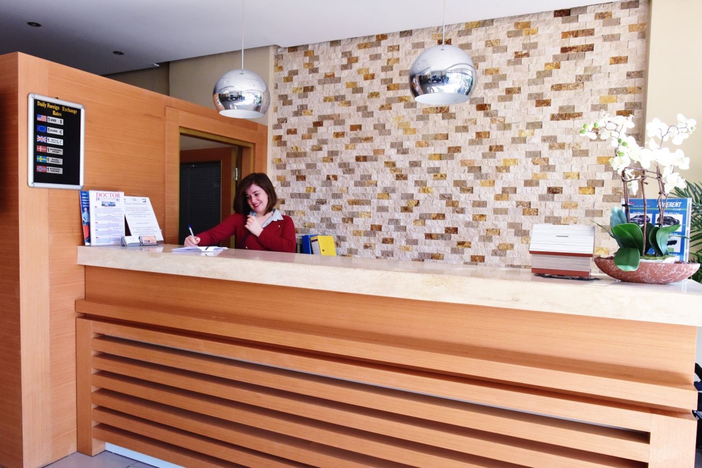 Elite-Orkide-Suite-Hotel-Lobby-39