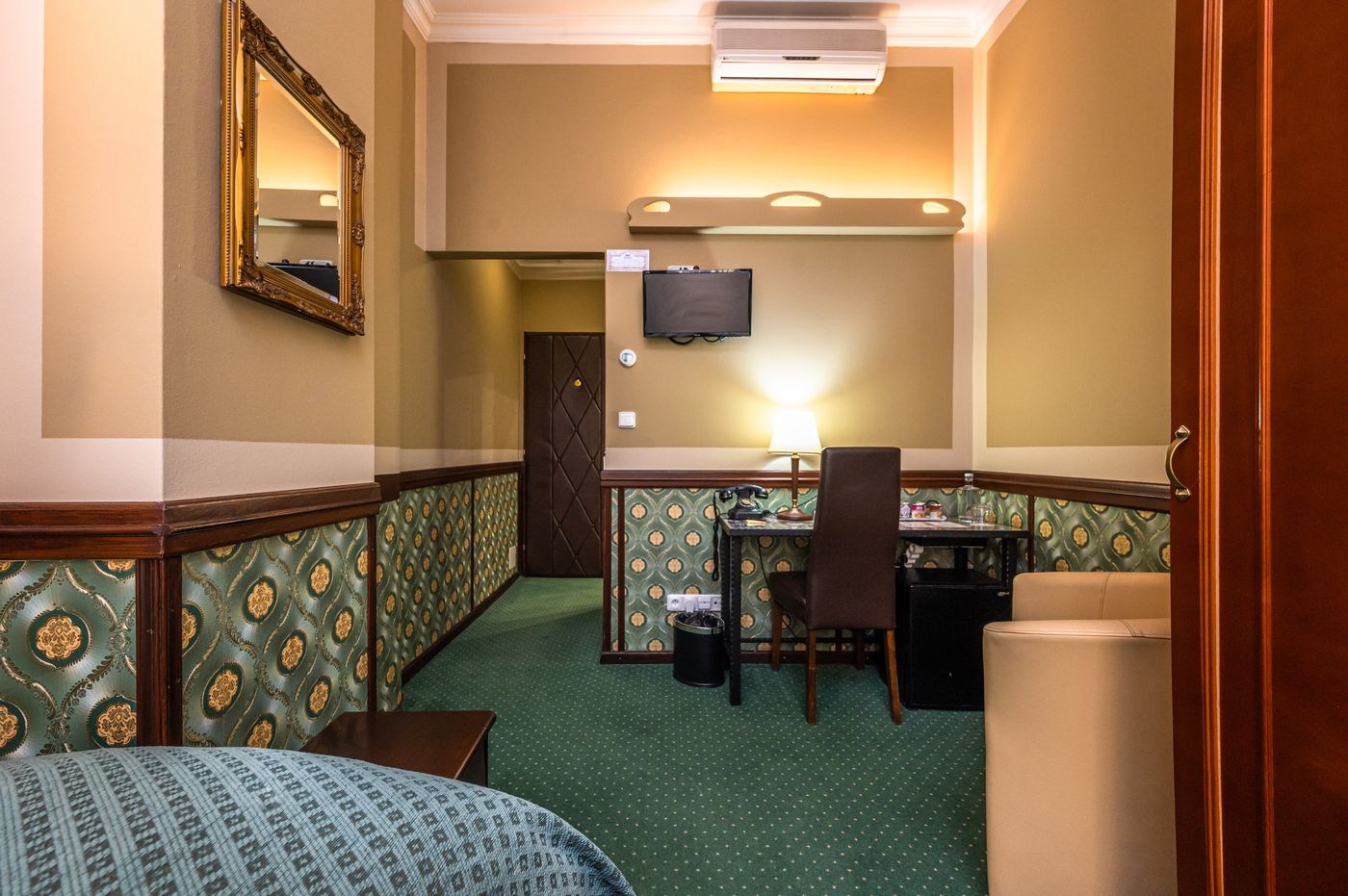 Hastal-Hotel-Prague-Old-Town-Room-36